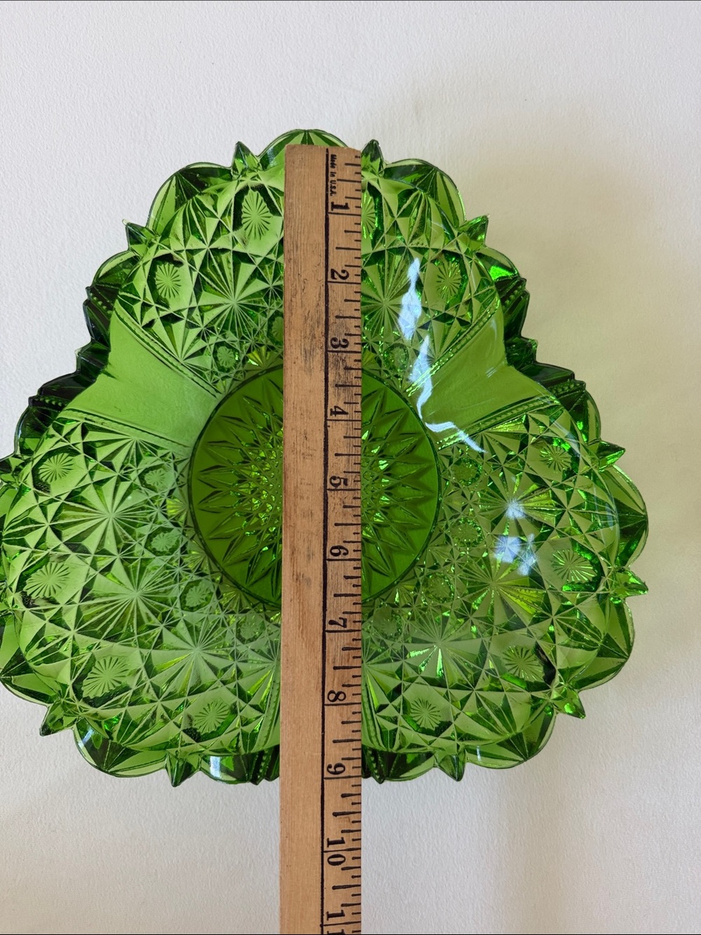 Vintage Hazel Atlas Style Green Pinwheel Starburst Triangle Glass Bowl 10” - Picture 4 of 6